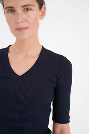 InWear - DagnaIW Navy V Neck 1/2 Sleeve Tee Shirt