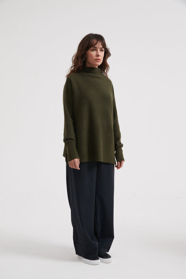 Tirelli - Oversized Cosy Funnel Neck Jumper in Khaki (K3014)