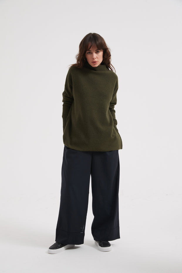 Tirelli - Oversized Cosy Funnel Neck Jumper in Khaki (K3014)