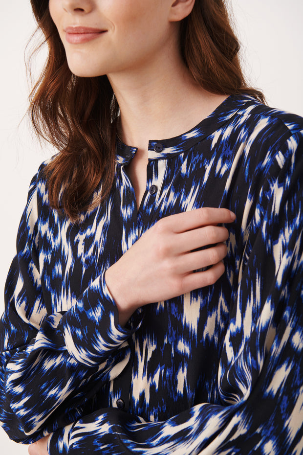 Part Two - RyaPW Long Sleeve Blouse in Dark Navy Print