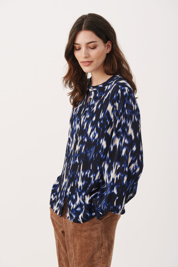 Part Two - RyaPW Long Sleeve Blouse in Dark Navy Print