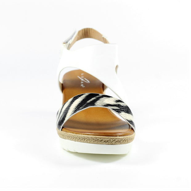 Lunar Shoes - Roam Wedge Sandal in White